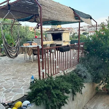 Studio Apartman Centar דירה *